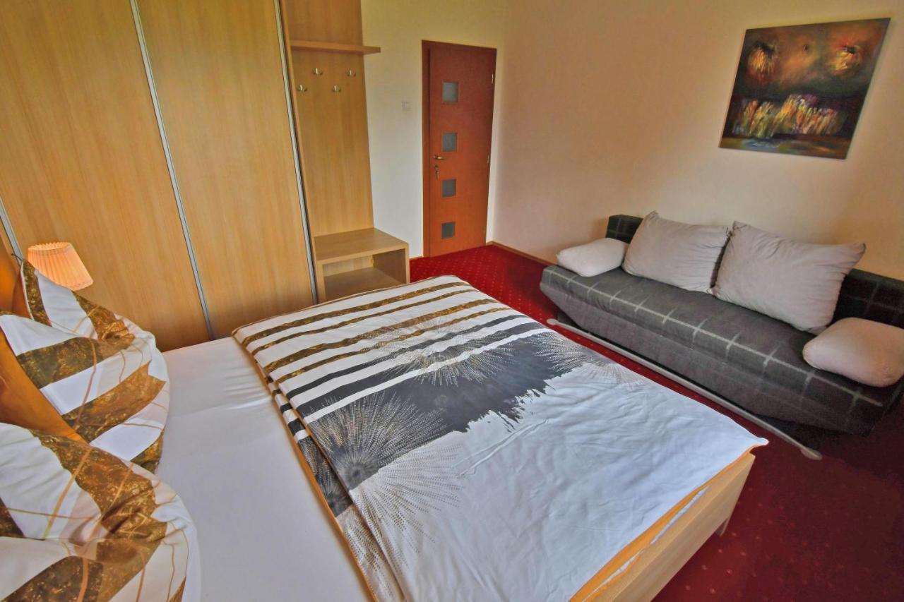 Vip Apartmany Bešeňová エクステリア 写真