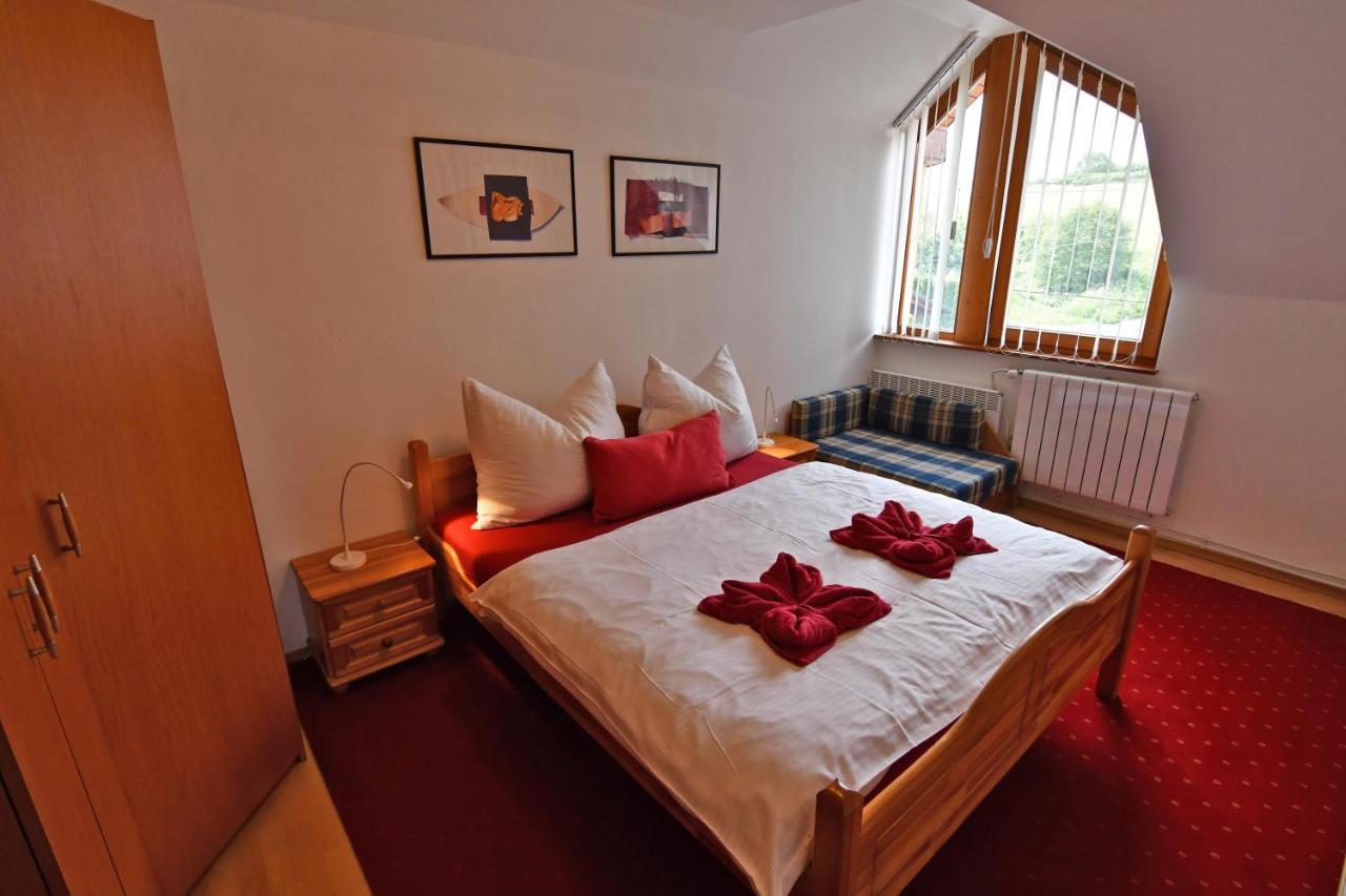 Vip Apartmany Bešeňová エクステリア 写真