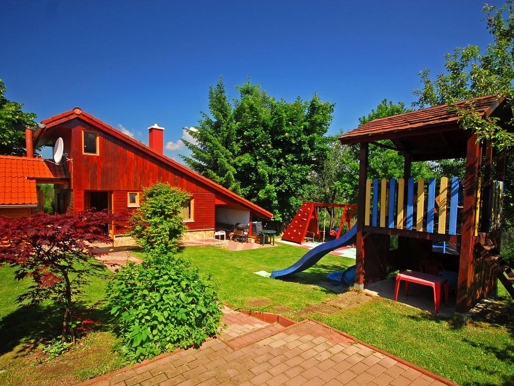 Vip Apartmany Bešeňová エクステリア 写真